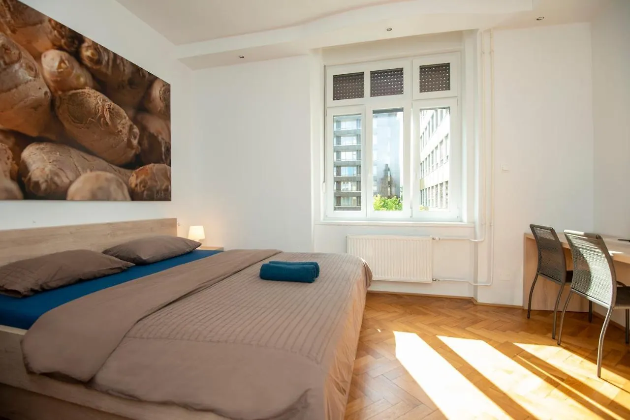 Viva Rooms Ljubljana Gæstehus