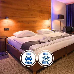 Hotel &, Ljubljana