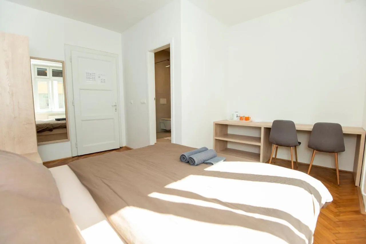 Guest house Viva Rooms Ljubljana