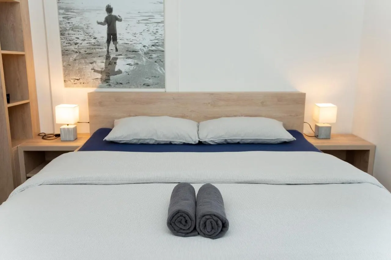 Viva Rooms Любляна 2*,  Словения