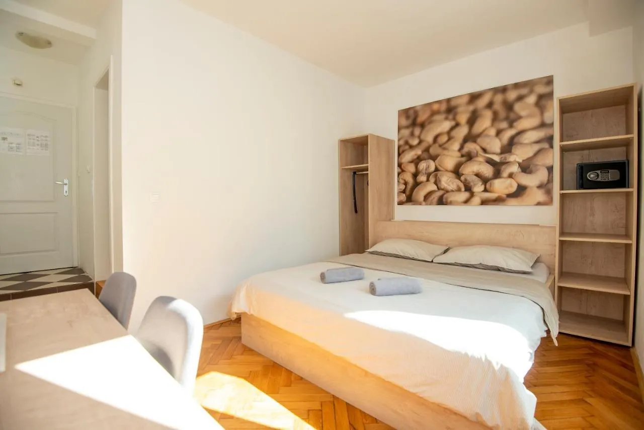 Гостевой дом Viva Rooms Любляна